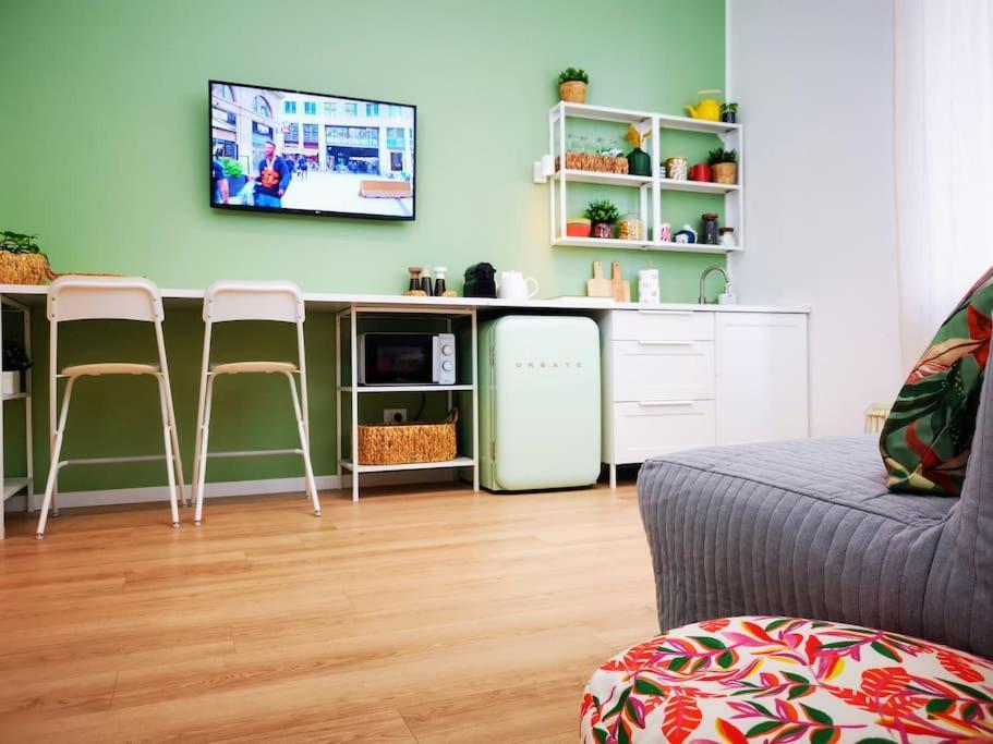 דירות מילאנו Sunny Flat 50 Meters From The Metro מראה חיצוני תמונה