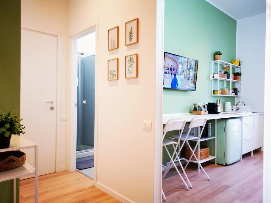 דירות מילאנו Sunny Flat 50 Meters From The Metro מראה חיצוני תמונה