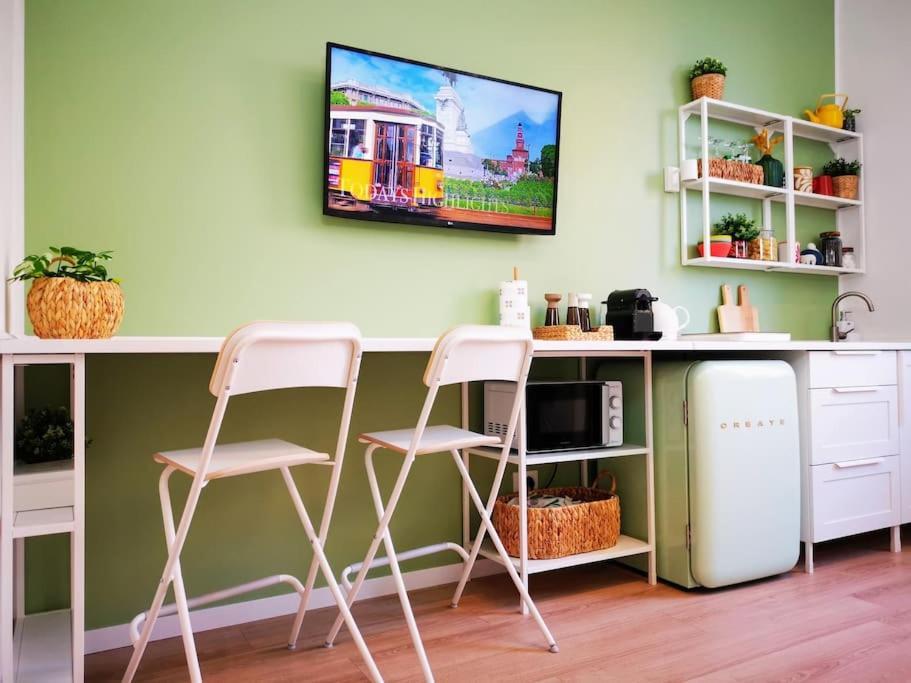 דירות מילאנו Sunny Flat 50 Meters From The Metro מראה חיצוני תמונה